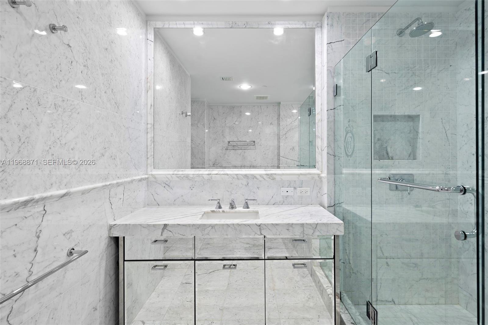 17475 Collins Ave #703 Sunny Isles Beach, FL 33160