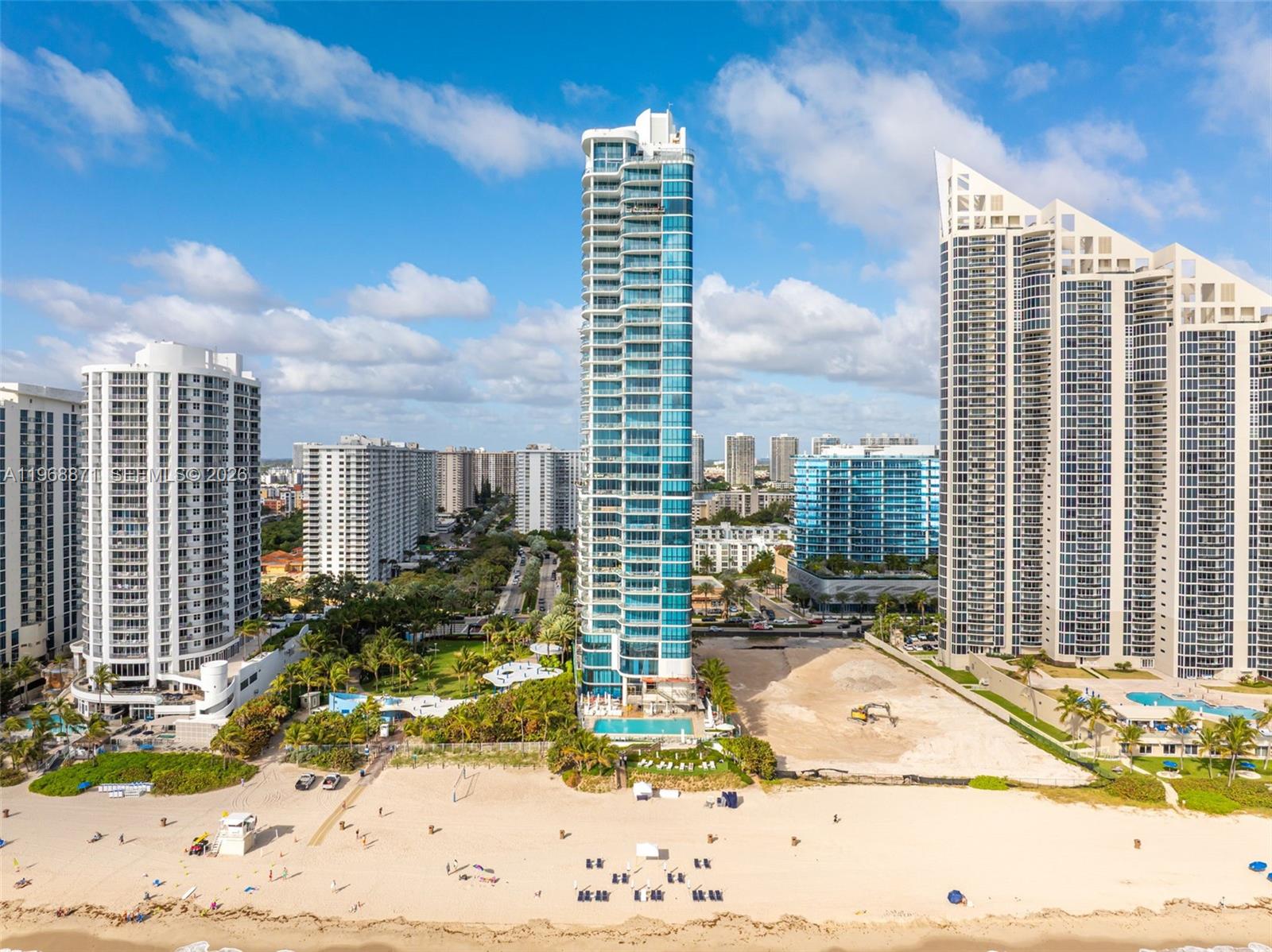 17475 Collins Ave #703 Sunny Isles Beach, FL 33160