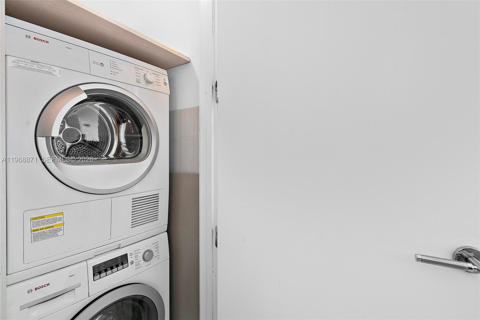 17475 Collins Ave #703 Sunny Isles Beach, FL 33160