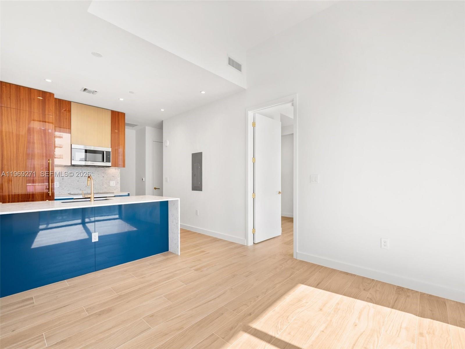 image Mr. C Residences | Bayshore12