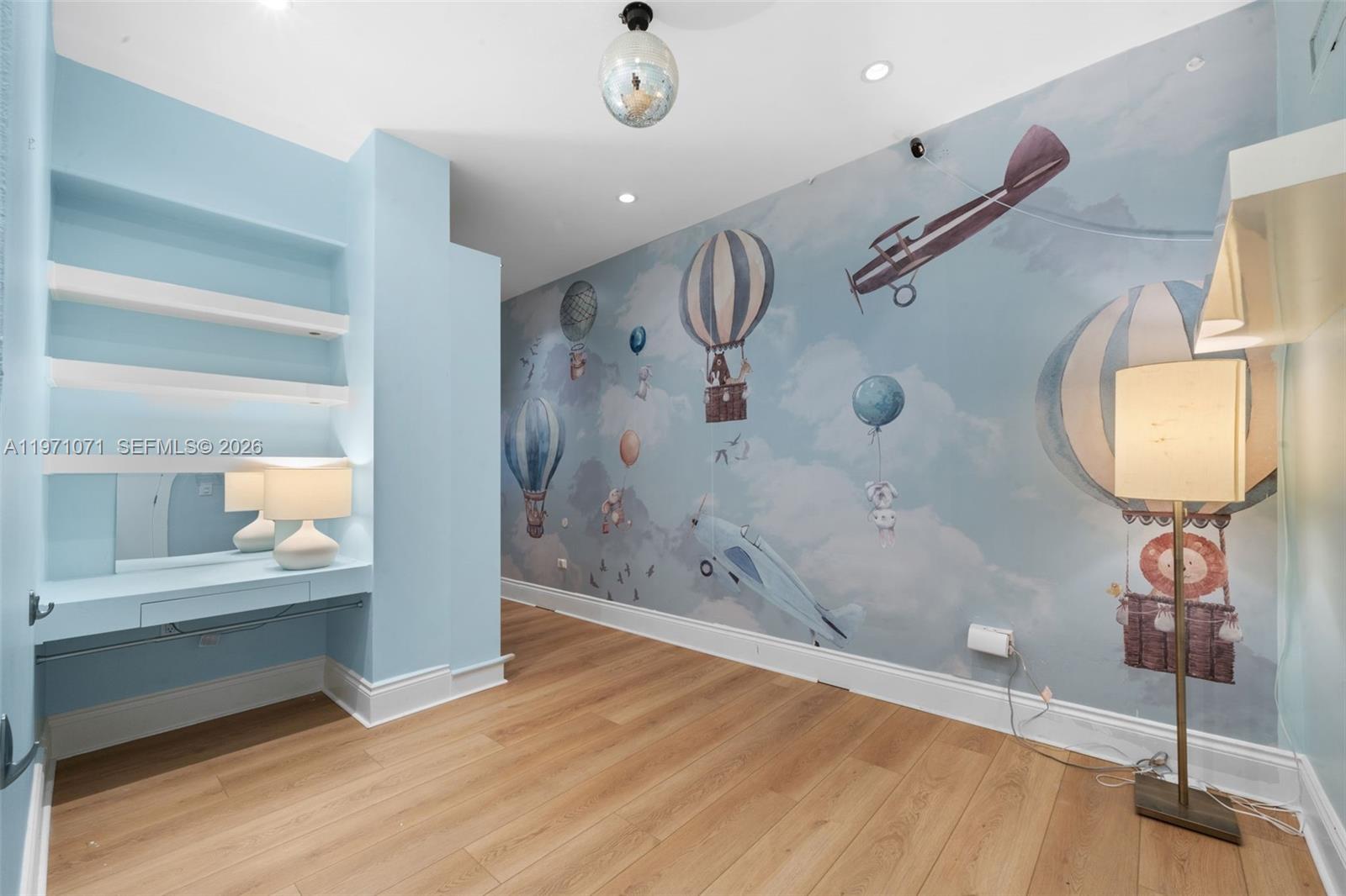 200 Ocean Ln Dr #108 Key Biscayne, FL 33149