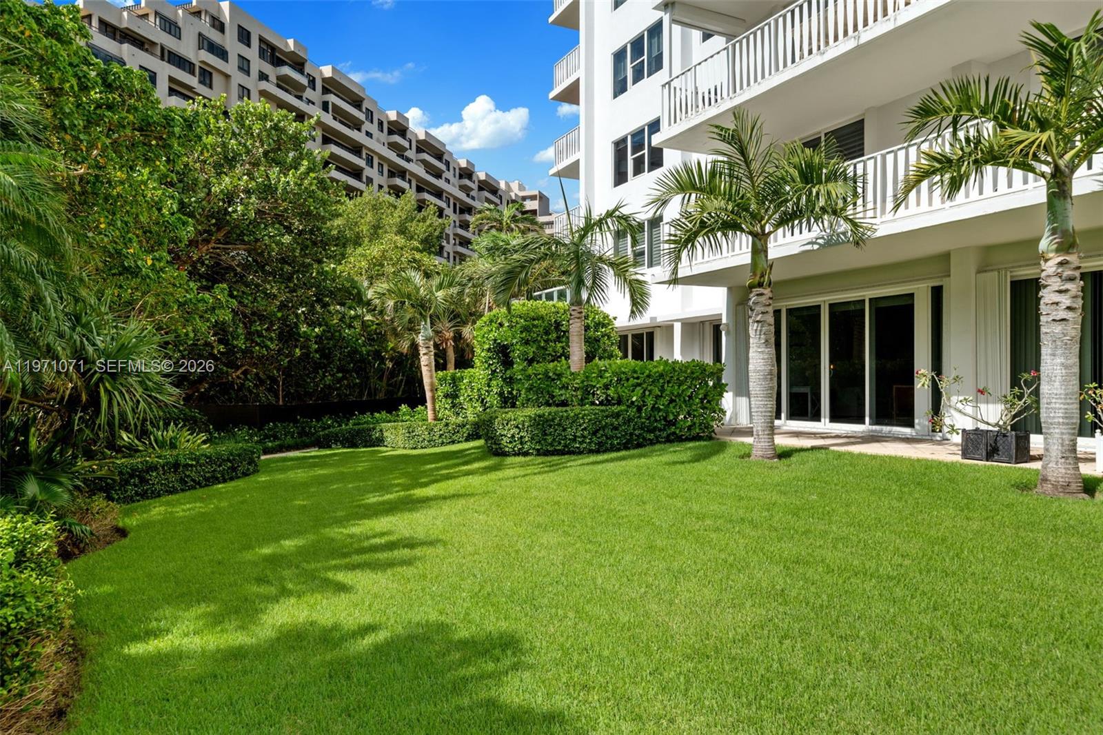 200 Ocean Ln Dr #108 Key Biscayne, FL 33149