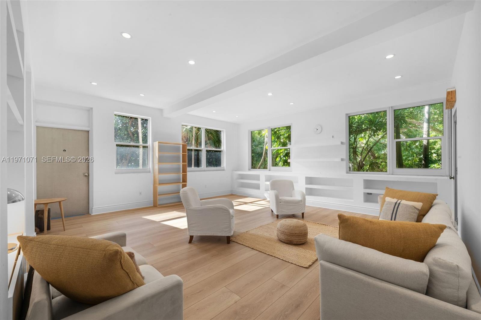 200 Ocean Ln Dr #108 Key Biscayne, FL 33149