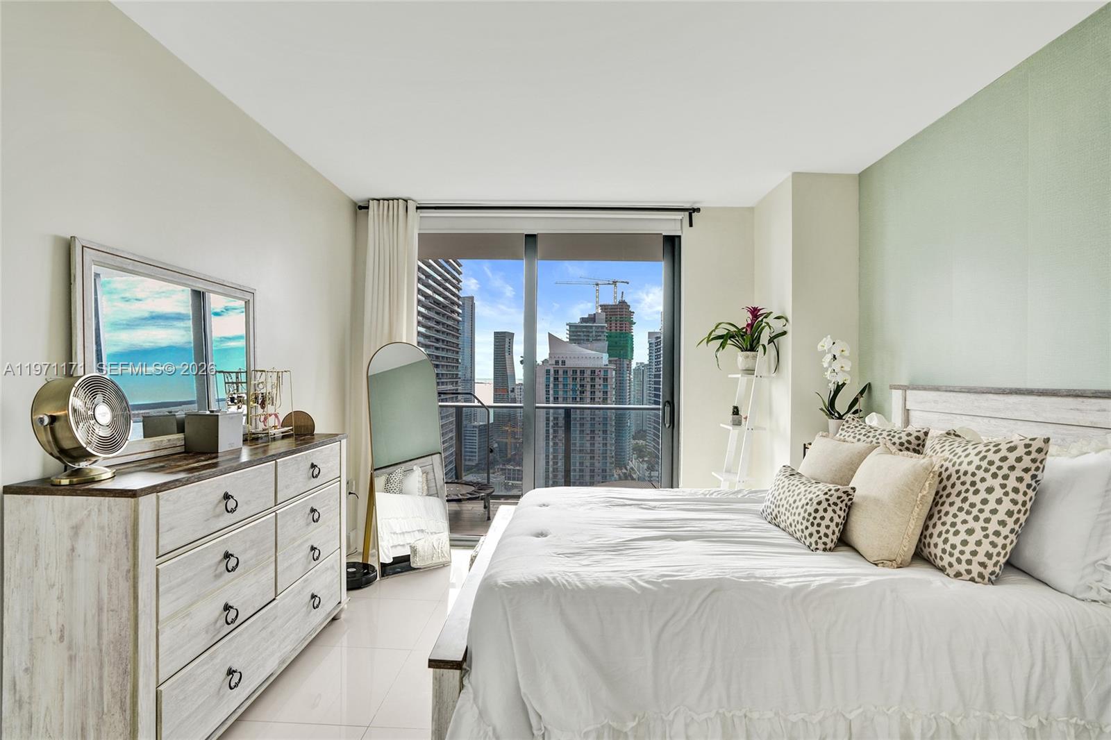 image Brickell Heights East10