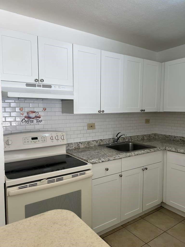 7020 NW 179th St #109