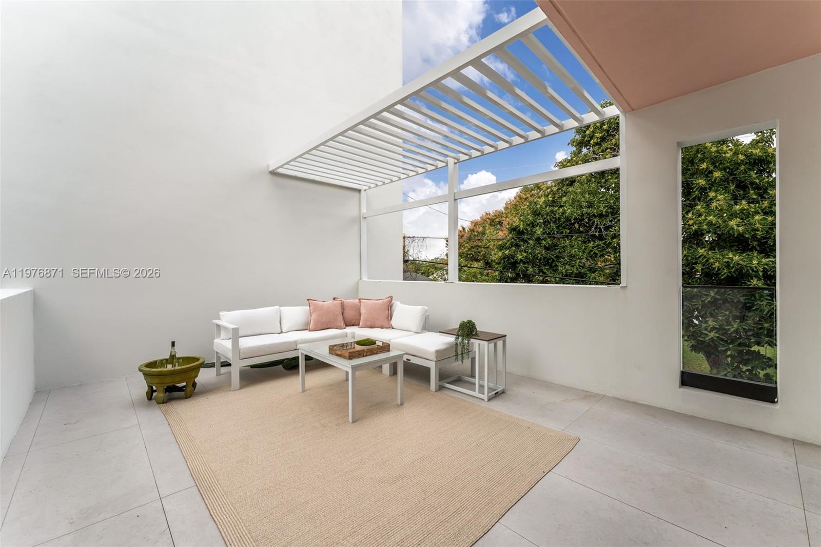 721 SW 11th St #F Miami, FL 33129