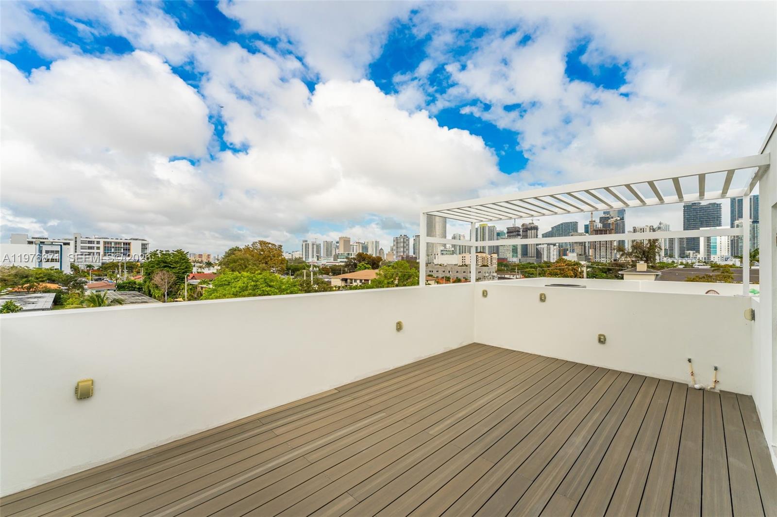 721 SW 11th St #F Miami, FL 33129