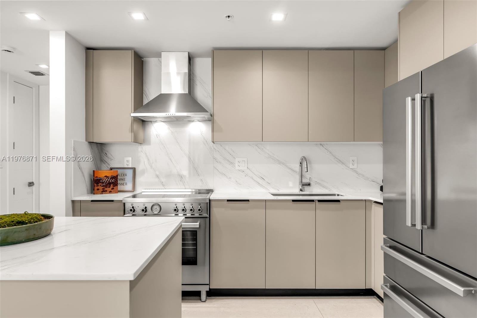 721 SW 11th St #F Miami, FL 33129