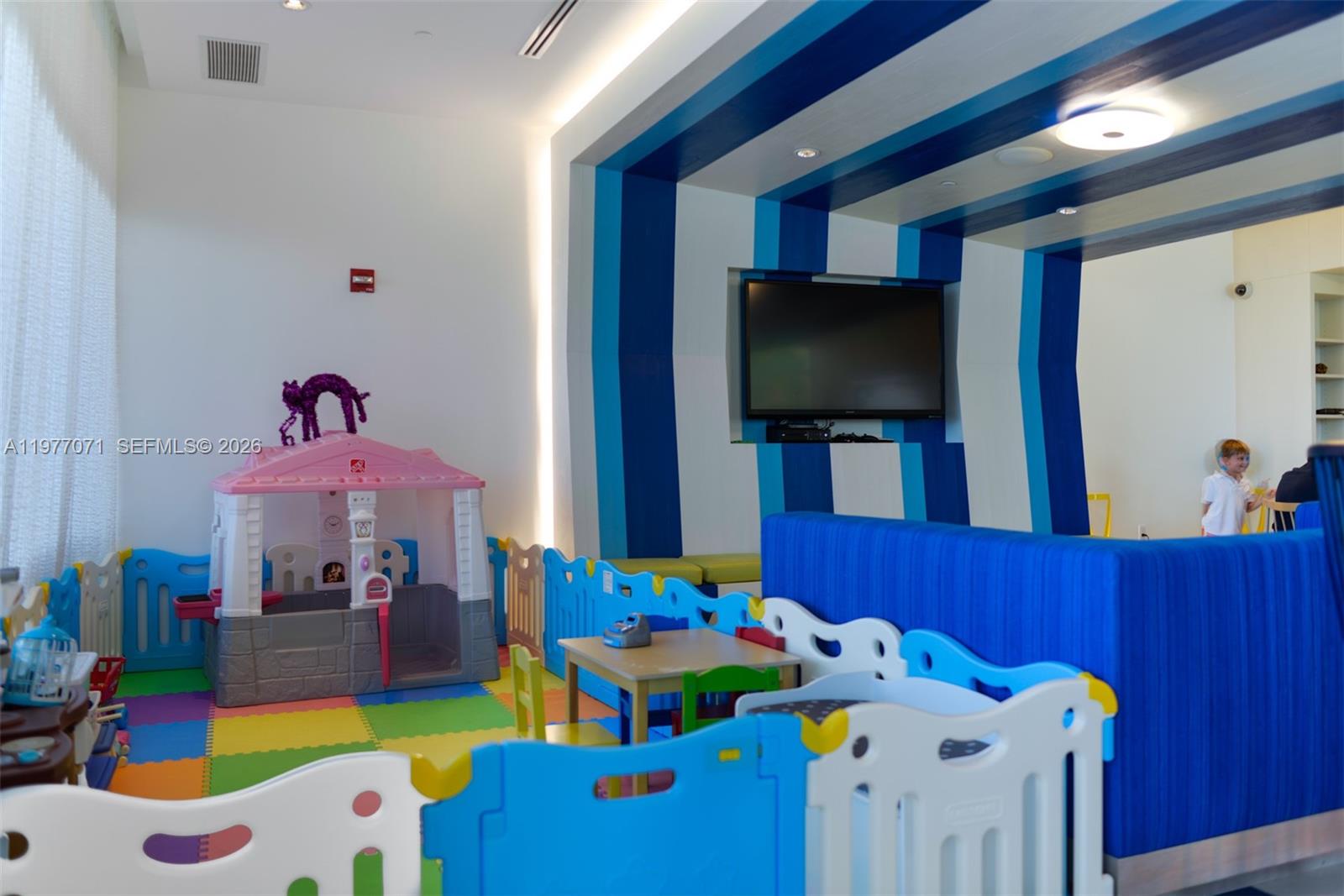 3951 S Ocean Dr #402 Hollywood, FL 33019