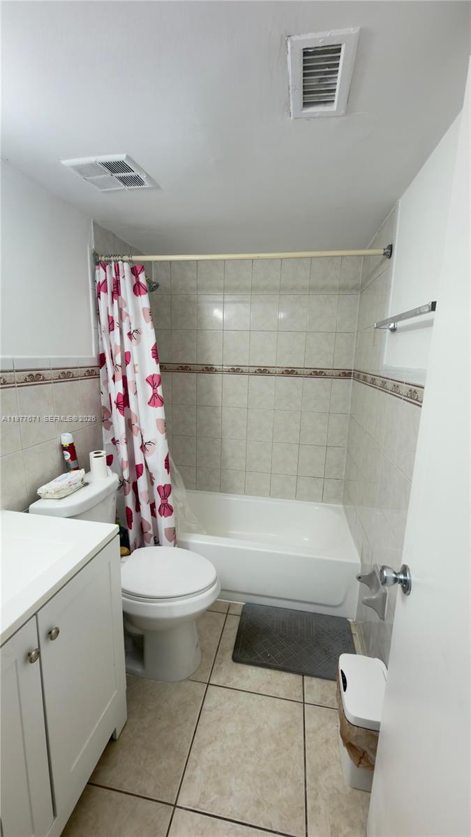 11925 NE 2nd Ave #B207 North Miami, FL 33161