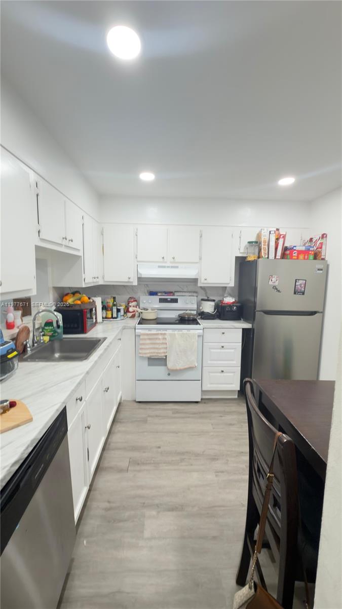 11925 NE 2nd Ave #B207 North Miami, FL 33161