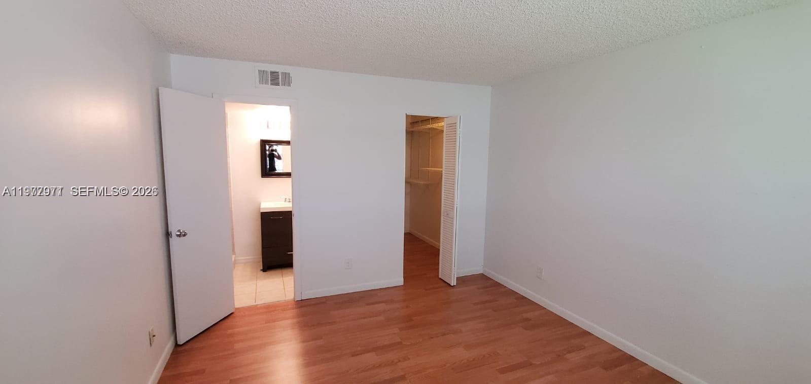 10456 NW 10th St #105 Pembroke Pines, FL 33026