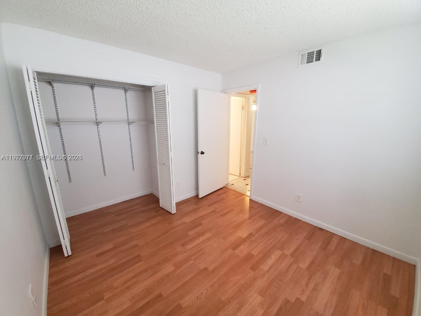 10456 NW 10th St #105 Pembroke Pines, FL 33026