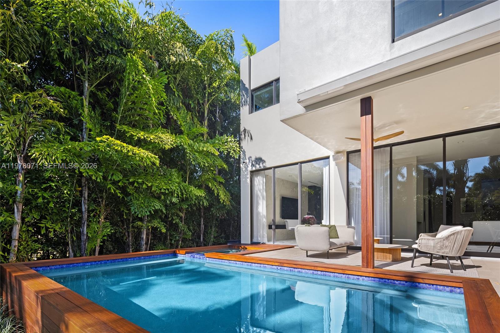 5701 N Bay Rd Miami Beach, FL 33140