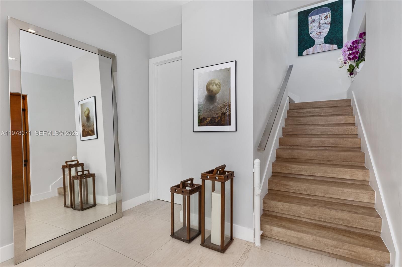 5701 N Bay Rd Miami Beach, FL 33140