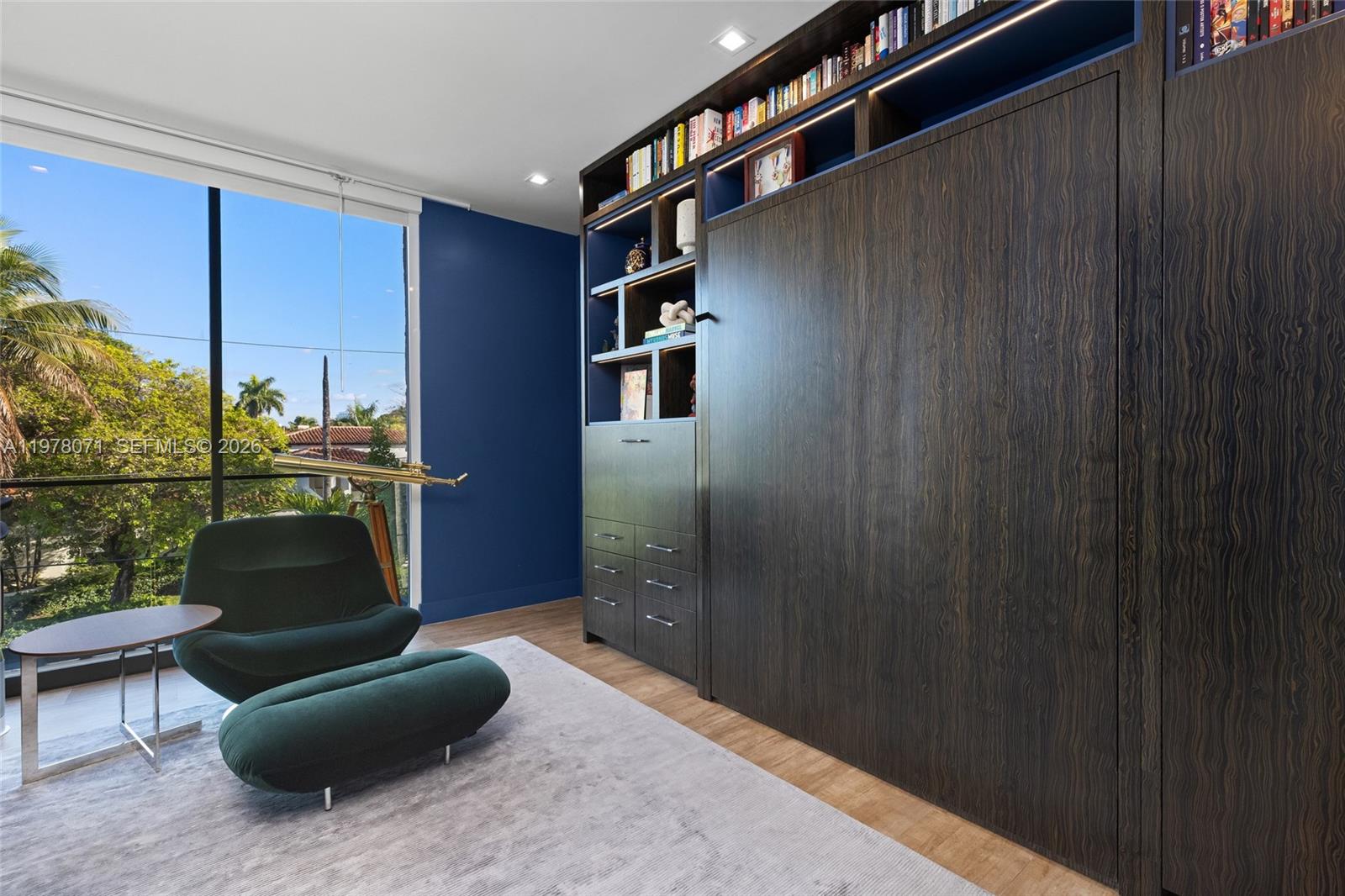 5701 N Bay Rd Miami Beach, FL 33140