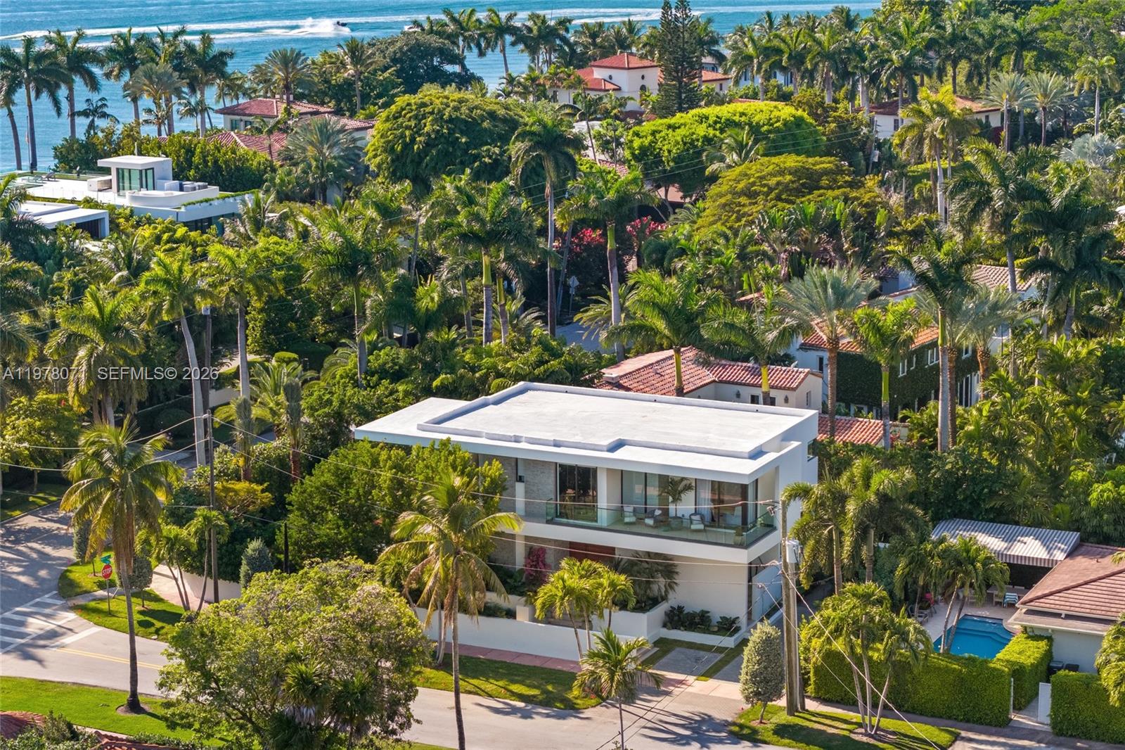 5701 N Bay Rd Miami Beach, FL 33140