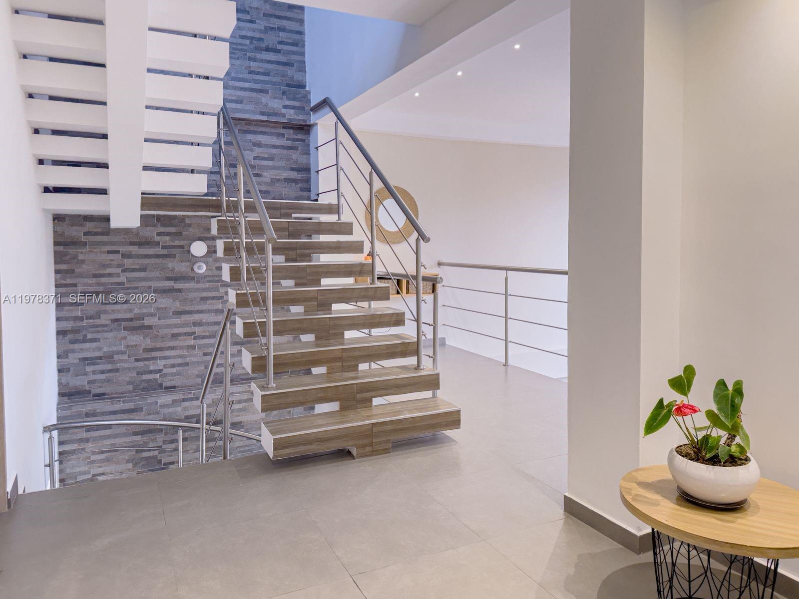 150 Manantial Mercededs 