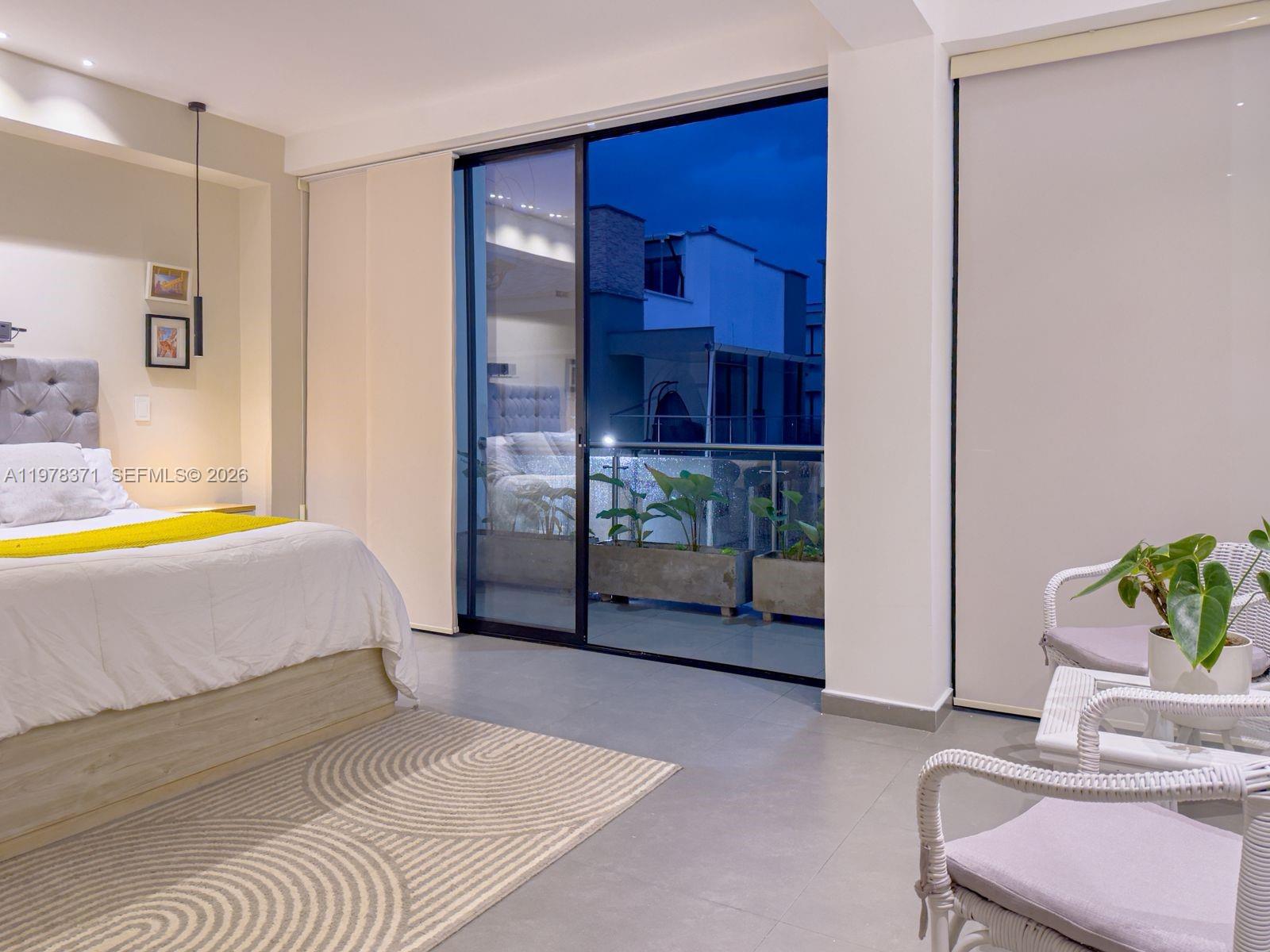 150 Manantial Mercededs 