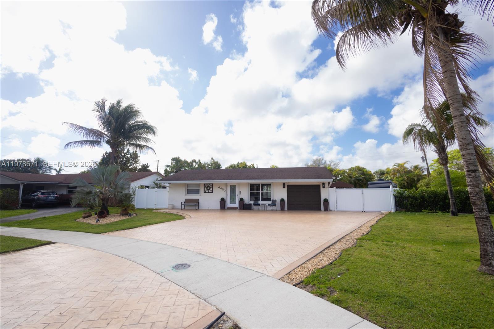 4480 NW 61st St North Lauderdale, FL 33319