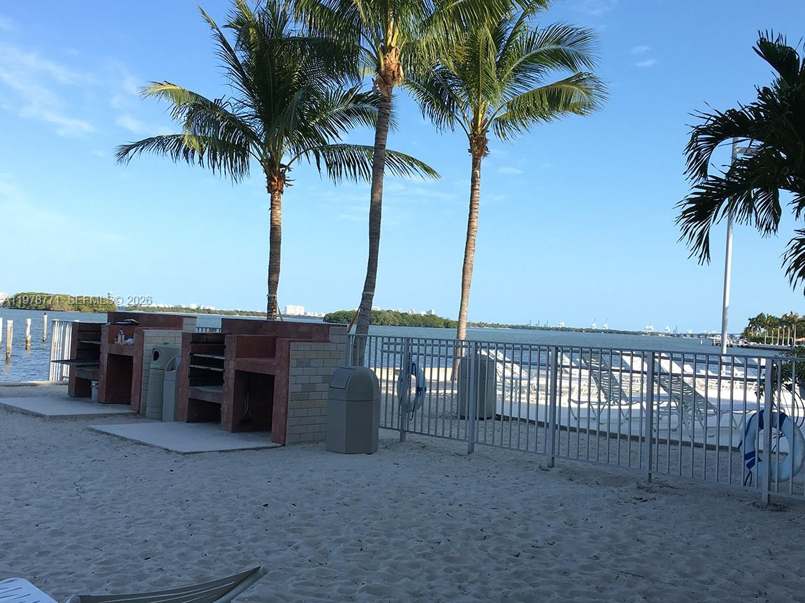 650 NE 64th St #G309 Miami, FL 33138