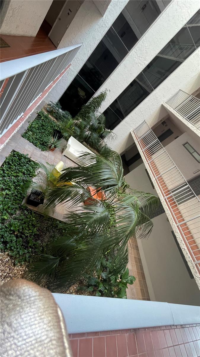 650 NE 64th St #G309 Miami, FL 33138