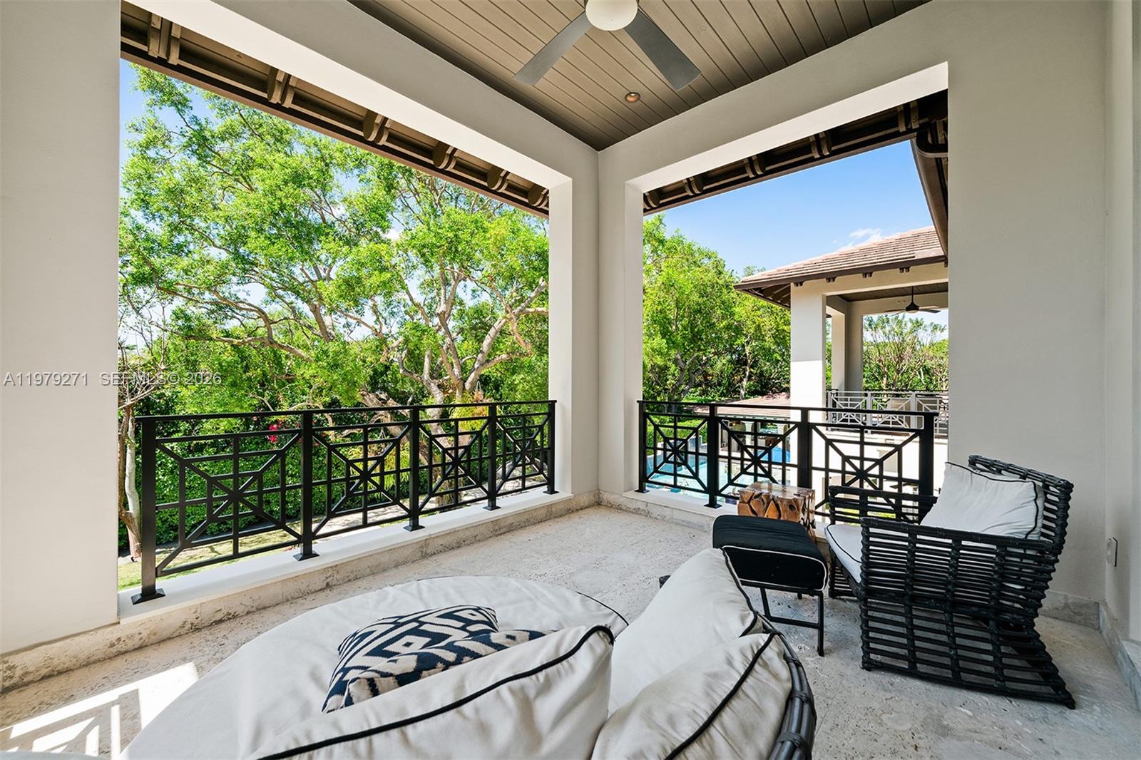 11750 SW 68th Ct Pinecrest, FL 33156