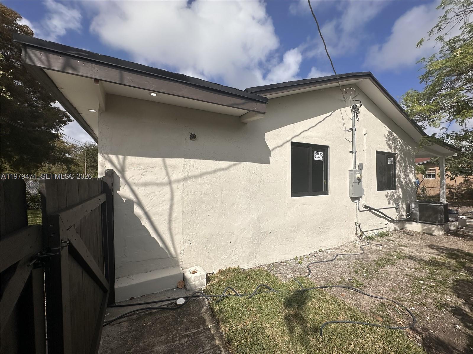 1361 NW 59th St Miami, FL 33142