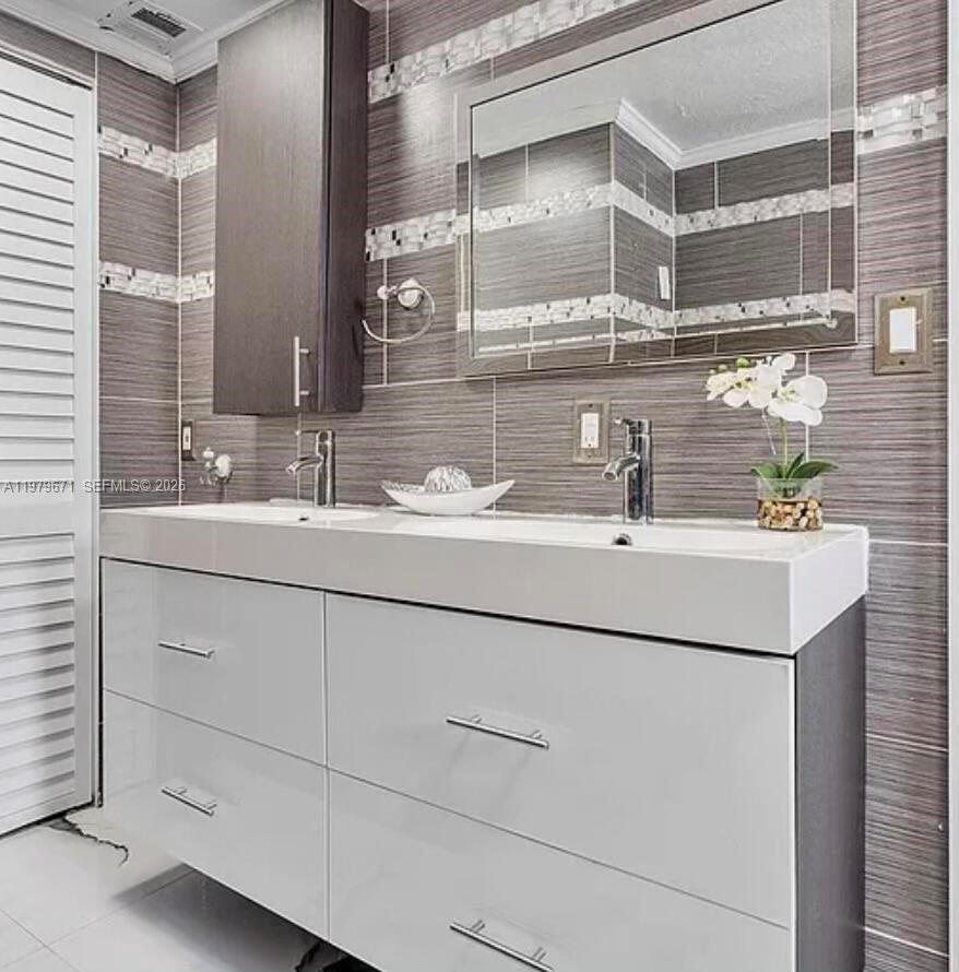 12121 SW 107th St Miami, FL 33186