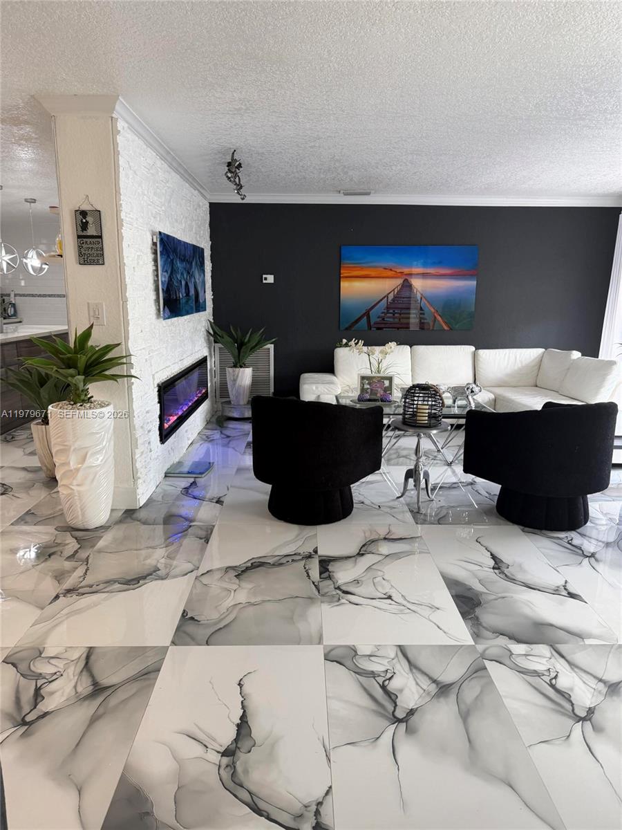 12121 SW 107th St Miami, FL 33186