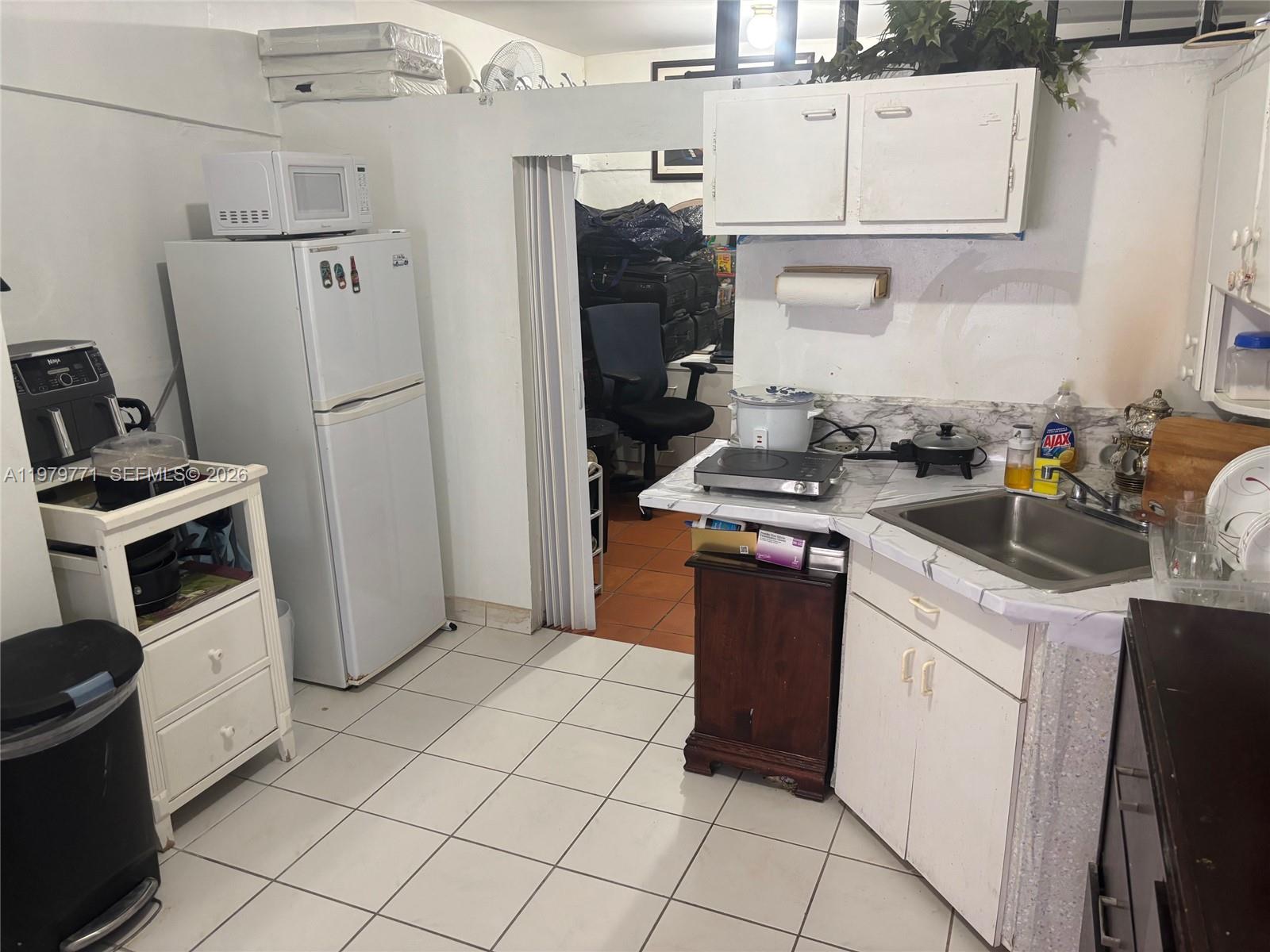 3533 NW 2nd Ter Miami, FL 33125