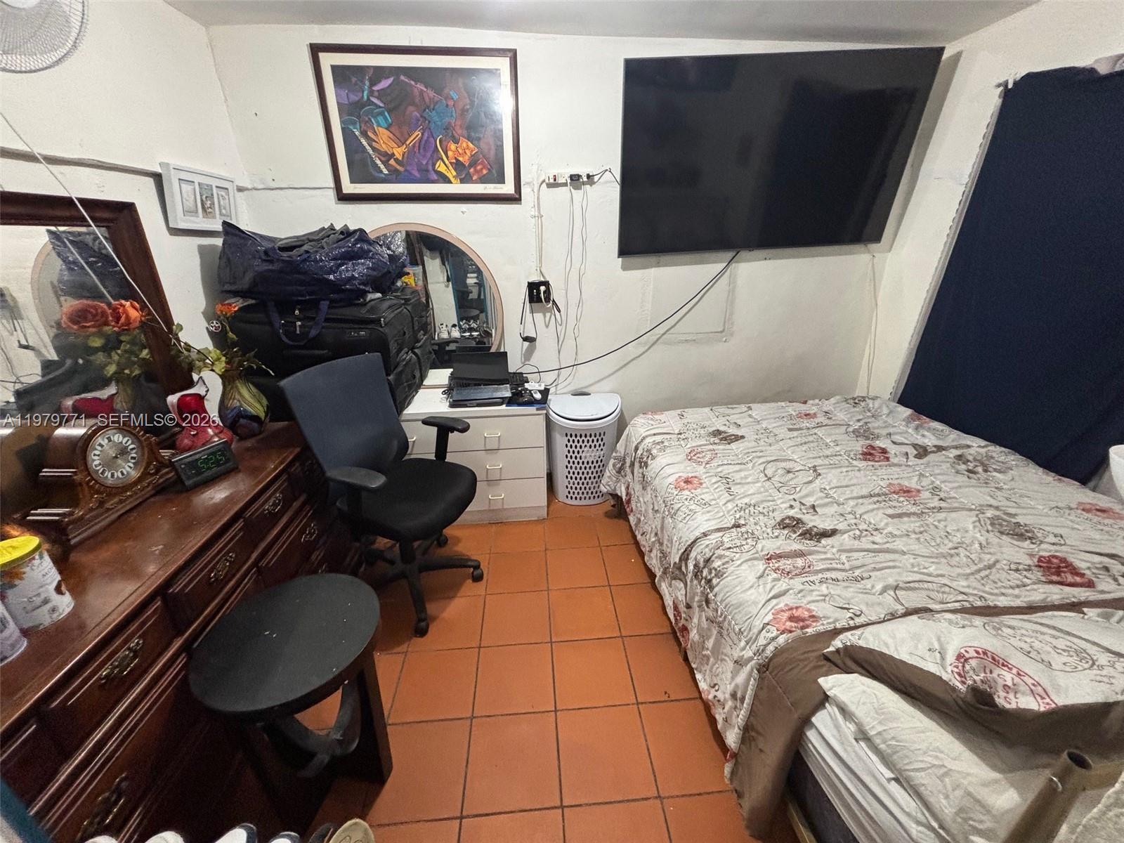 3533 NW 2nd Ter Miami, FL 33125