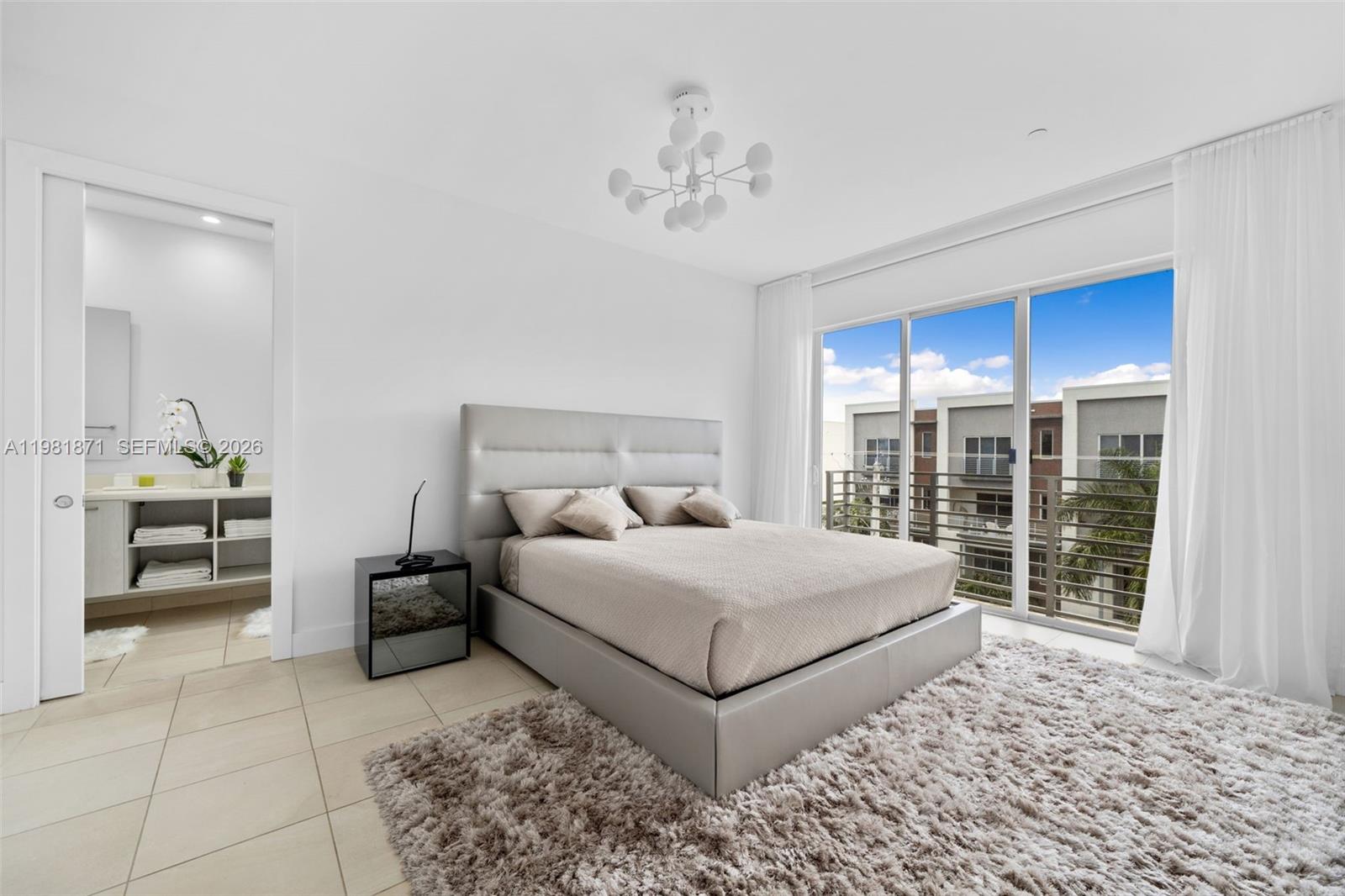 1034 NE 18th Ave #205 Fort Lauderdale, FL 33304