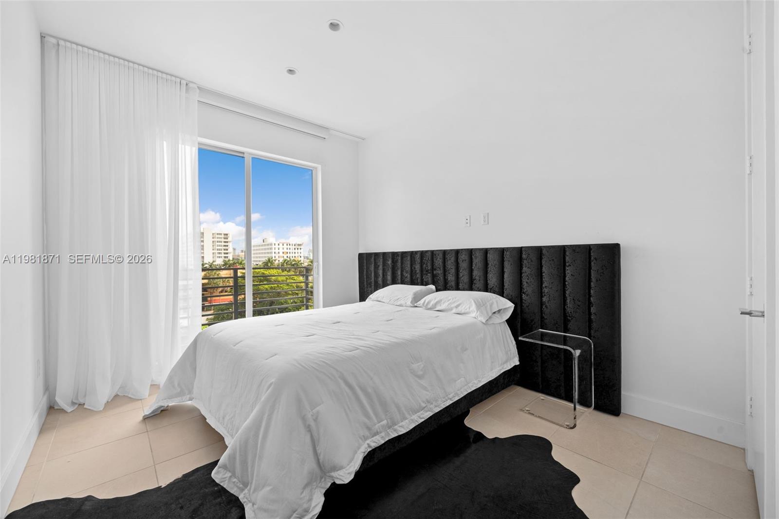 1034 NE 18th Ave #205 Fort Lauderdale, FL 33304