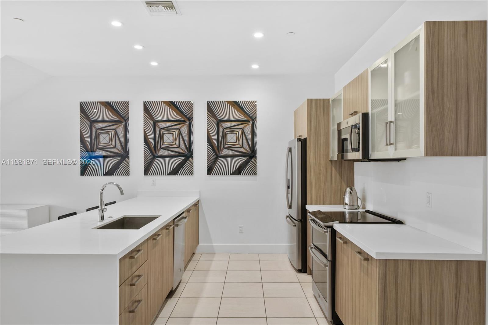 1034 NE 18th Ave #205 Fort Lauderdale, FL 33304