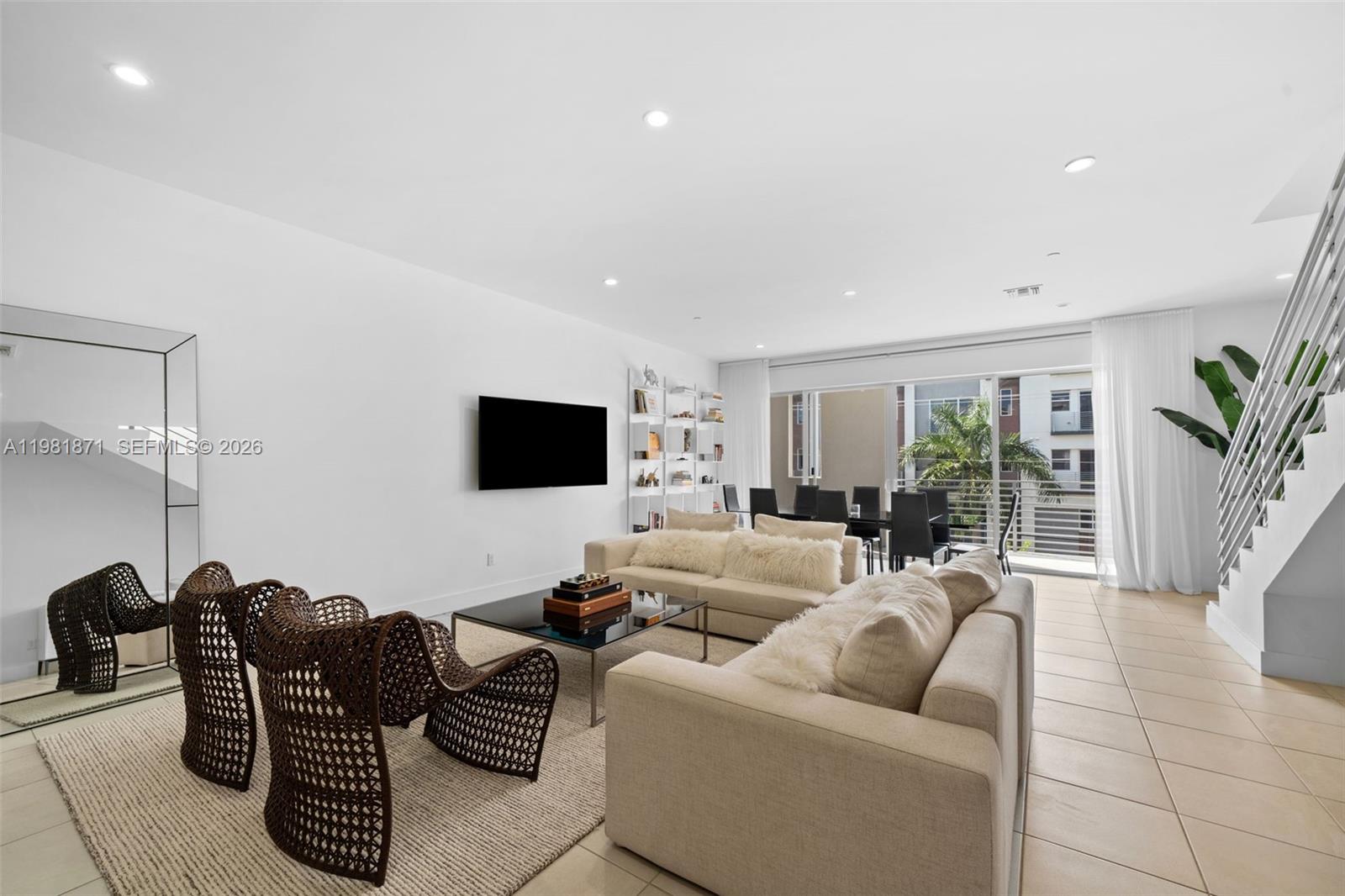 1034 NE 18th Ave #205 Fort Lauderdale, FL 33304