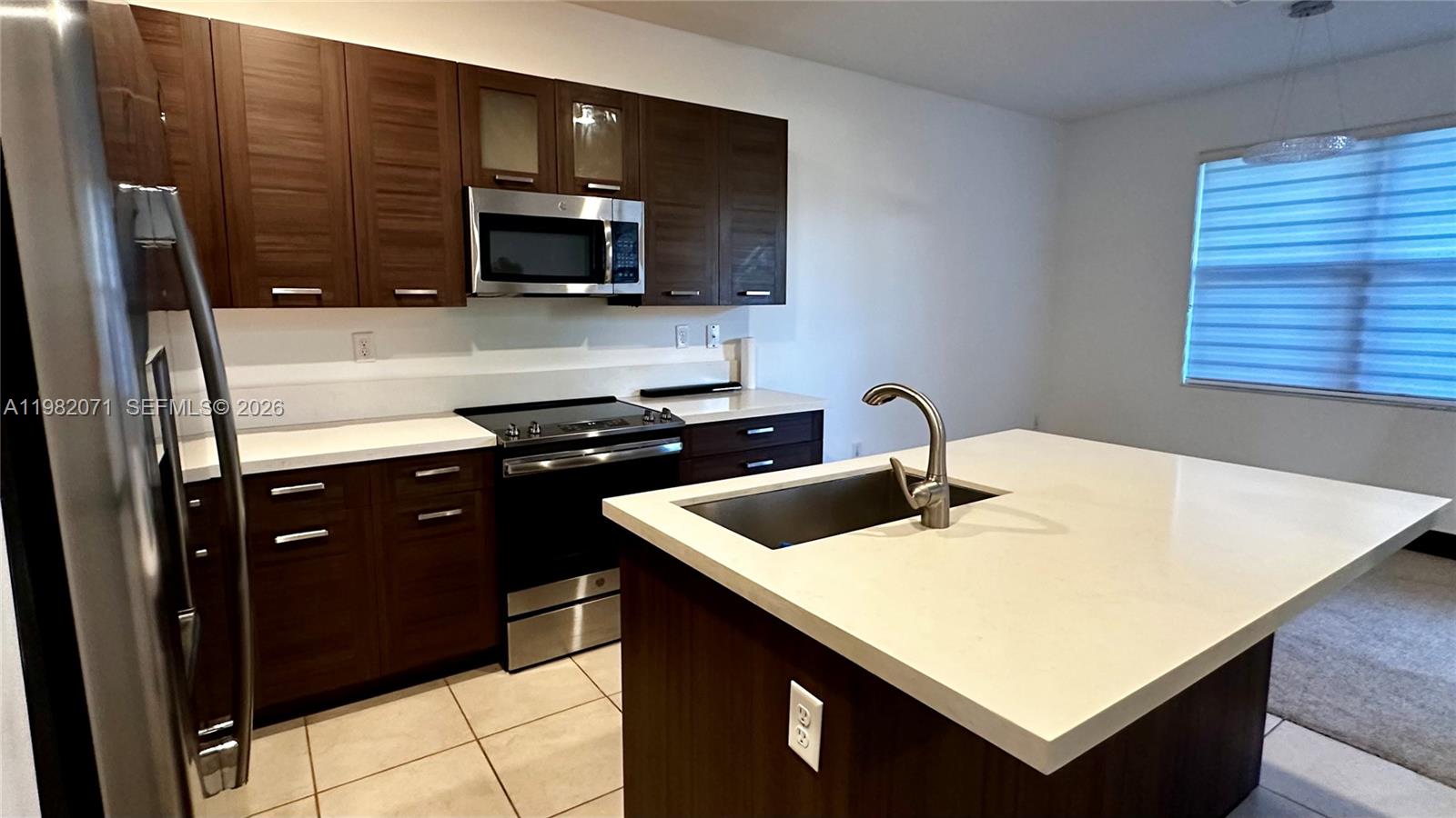 9155 NW 161st St Miami Lakes, FL 33018