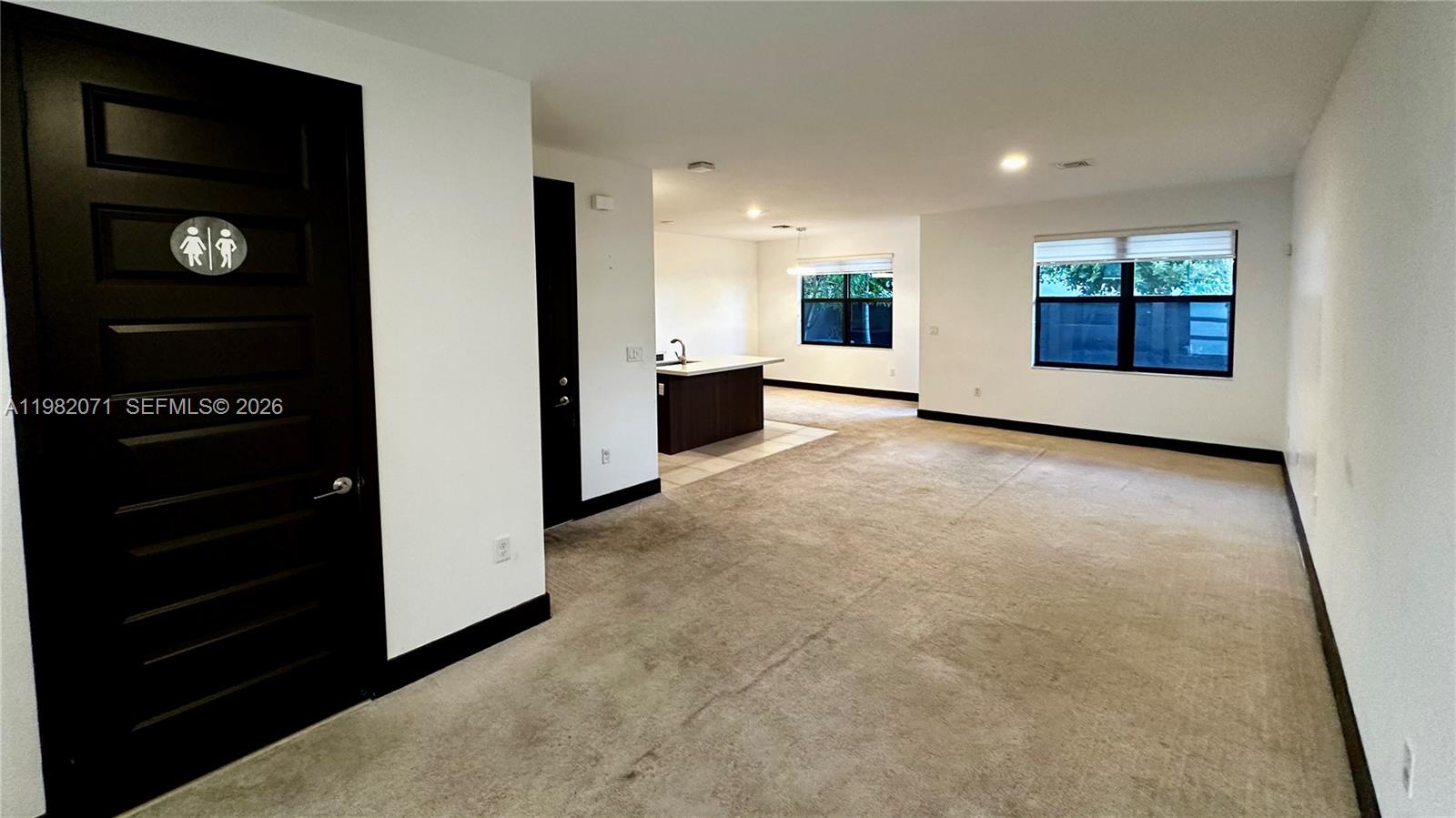 9155 NW 161st St Miami Lakes, FL 33018