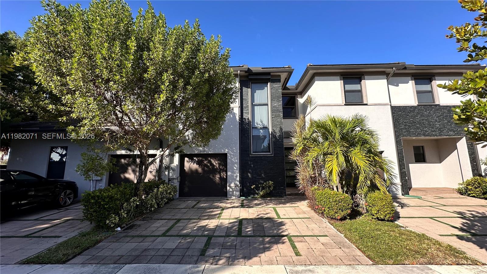 9155 NW 161st St Miami Lakes, FL 33018