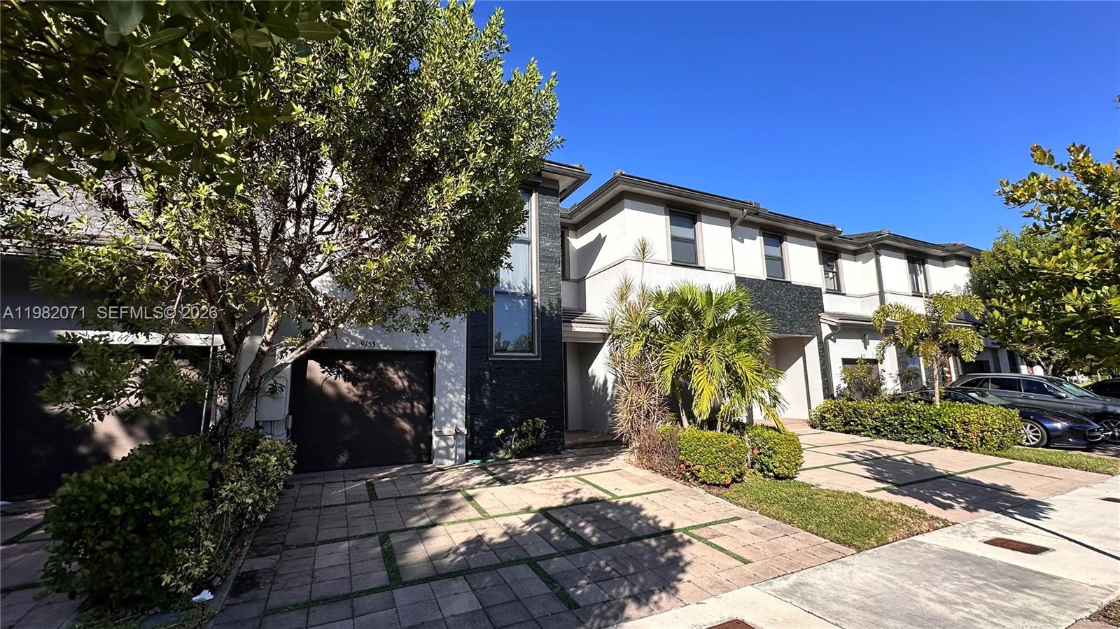 9155 NW 161st St Miami Lakes, FL 33018