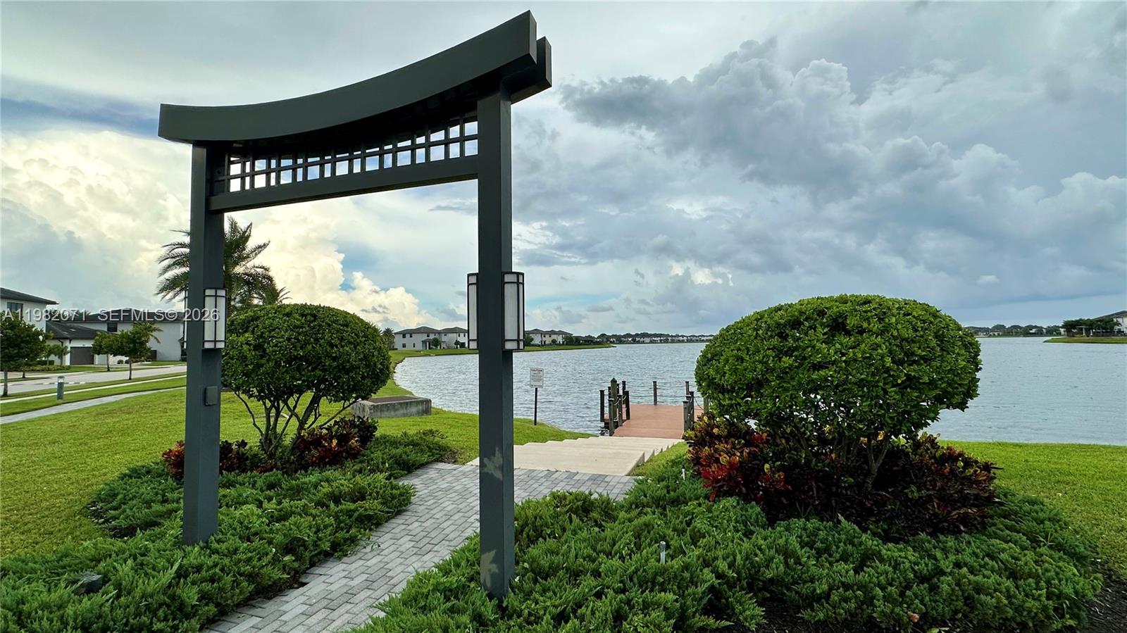 9155 NW 161st St Miami Lakes, FL 33018