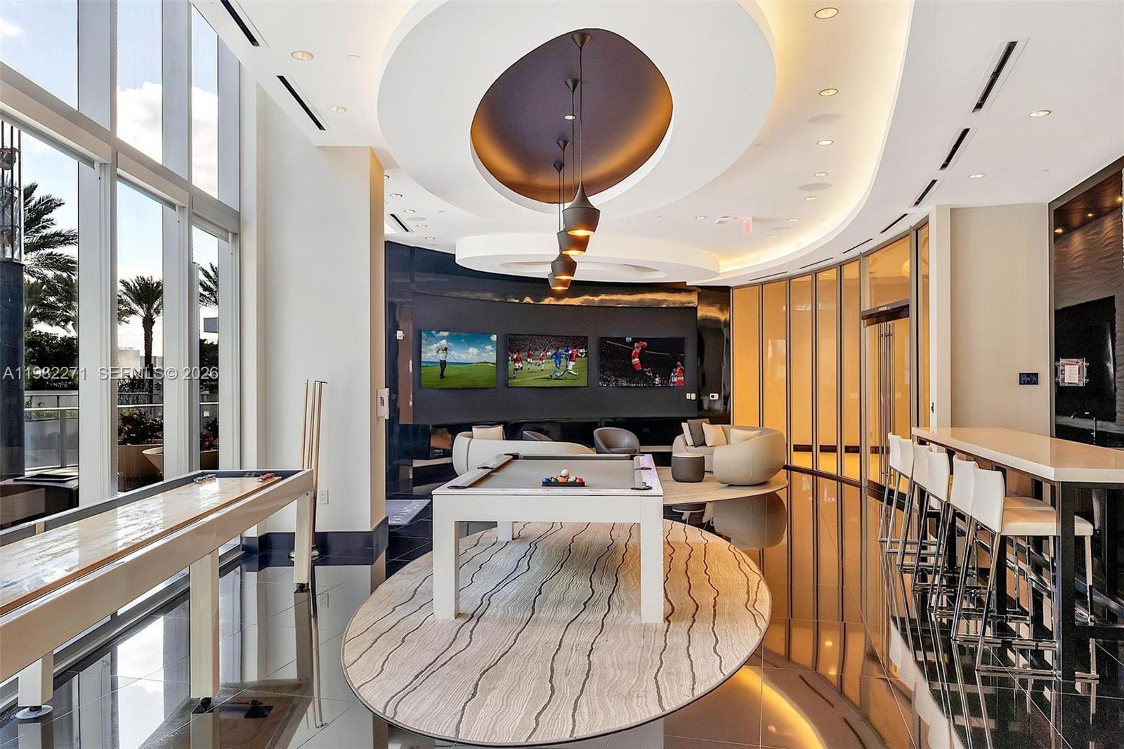 851 NE 1st Ave #2102 Miami, FL 33132