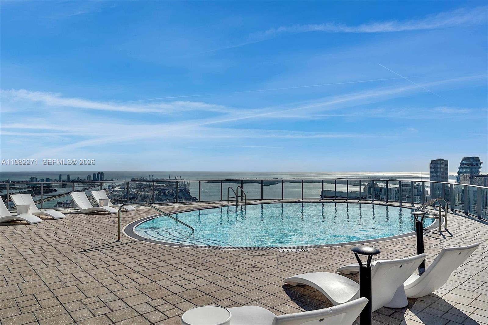 851 NE 1st Ave #2102 Miami, FL 33132