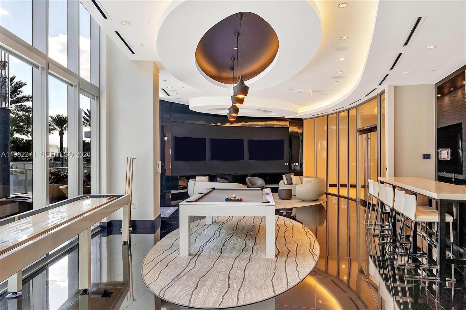 851 NE 1st Ave #2102 Miami, FL 33132