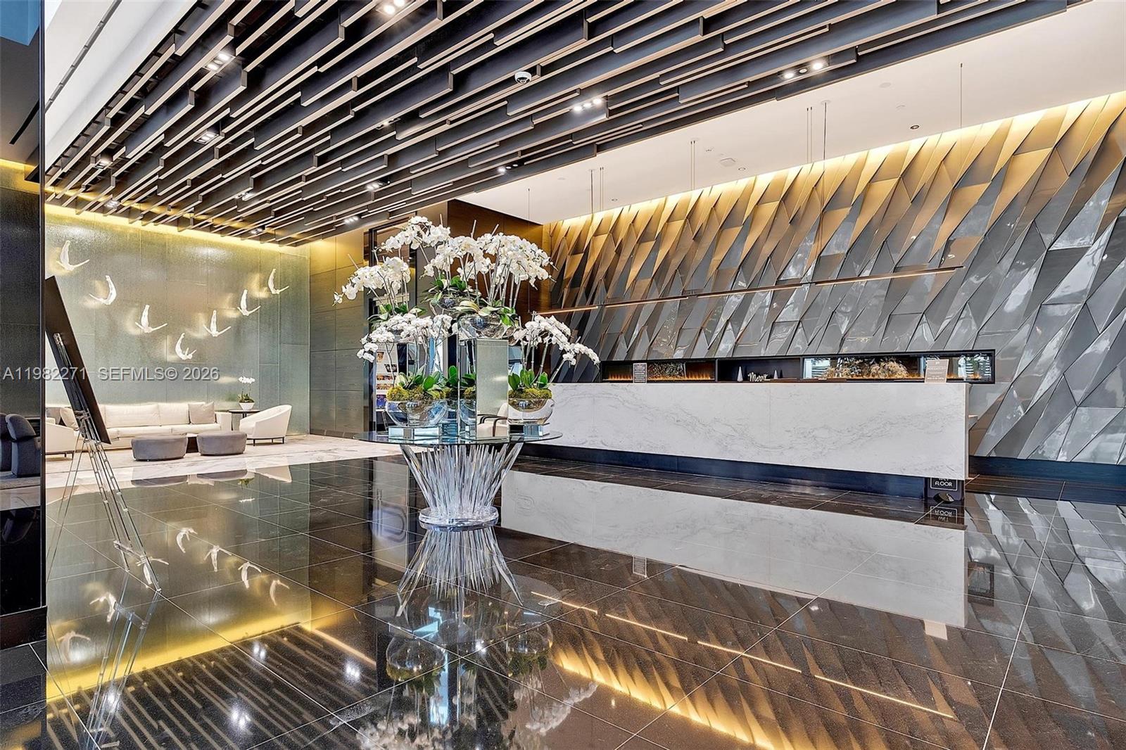 851 NE 1st Ave #2102 Miami, FL 33132