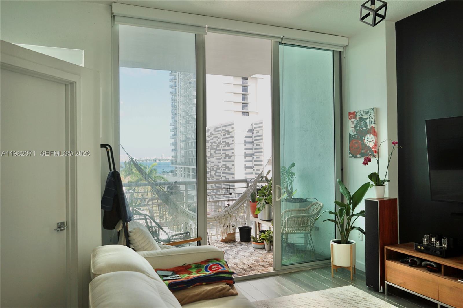 2200 NE 4th Ave #503 Miami, FL 33137