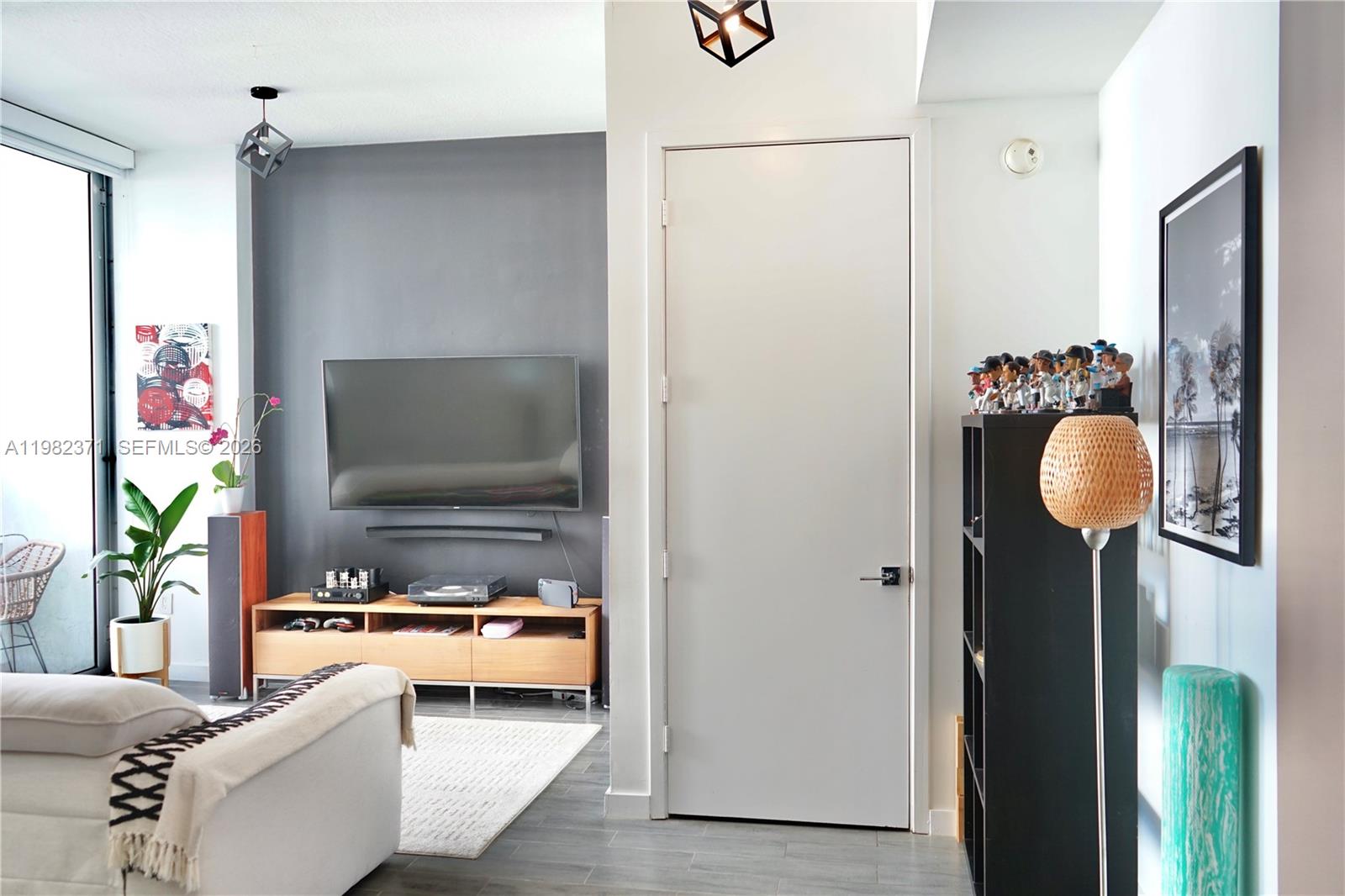 2200 NE 4th Ave #503 Miami, FL 33137