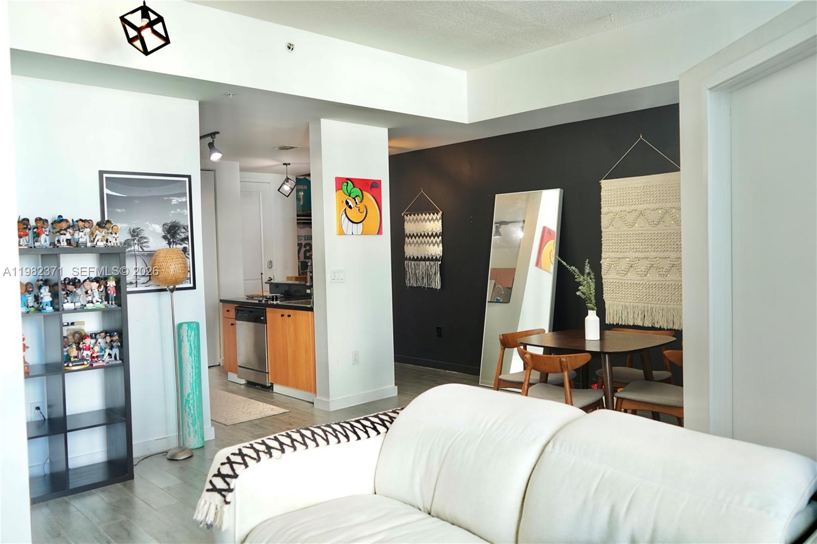 2200 NE 4th Ave #503 Miami, FL 33137