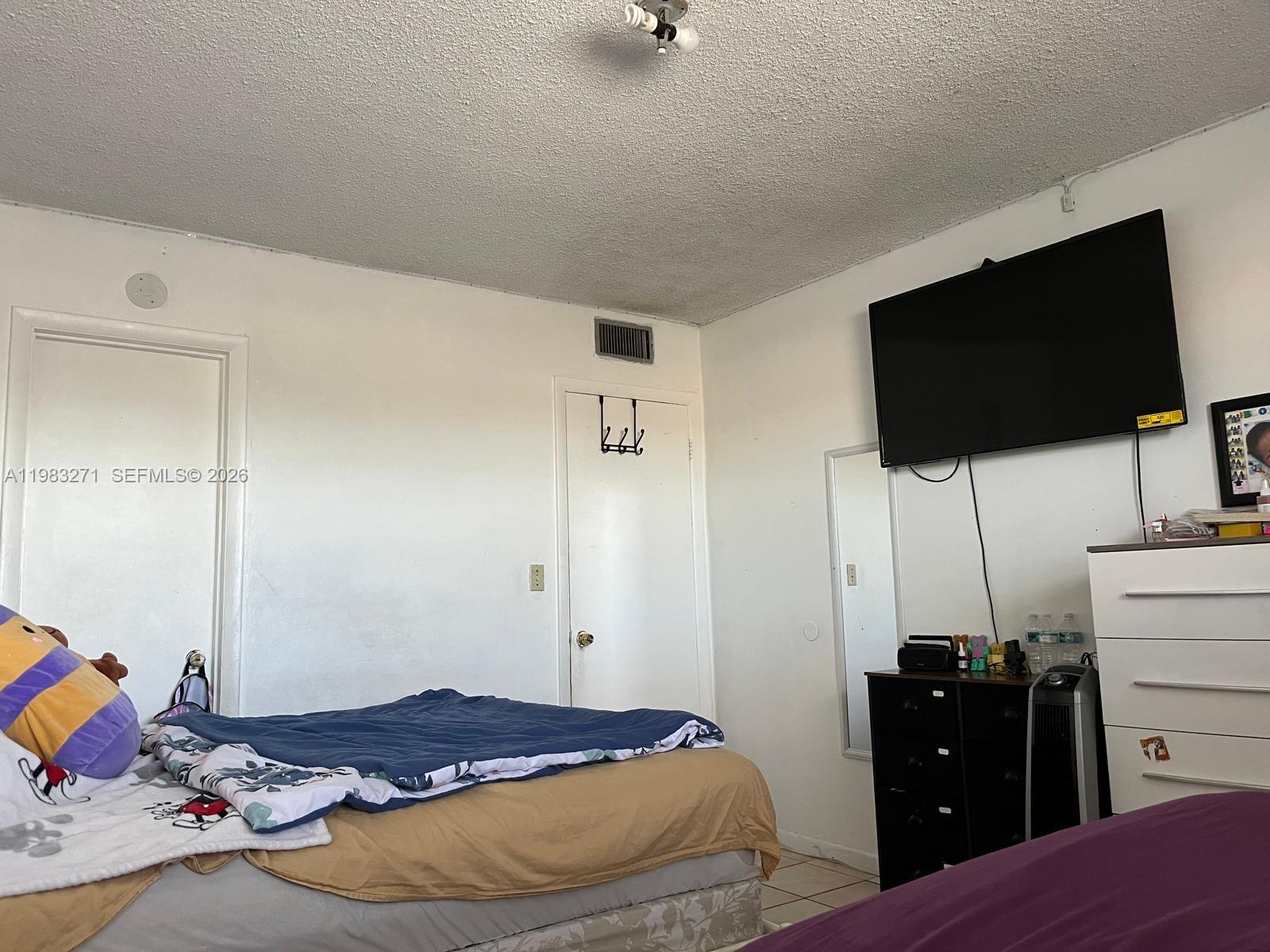 1735 NE 164th St #D306 North Miami Beach, FL 33162