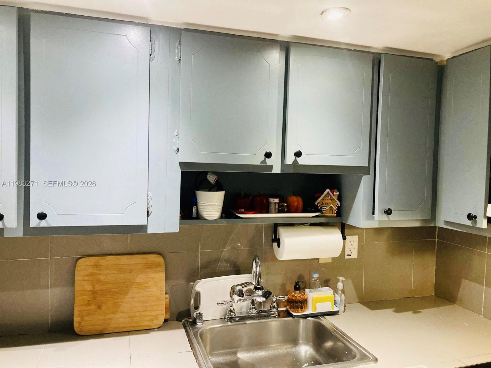 1735 NE 164th St #D306 North Miami Beach, FL 33162